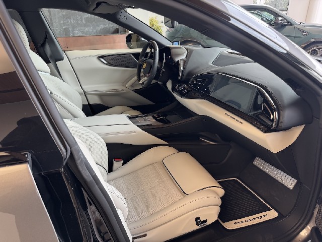 FERRARI PUROSANGUE 2024 Image 38