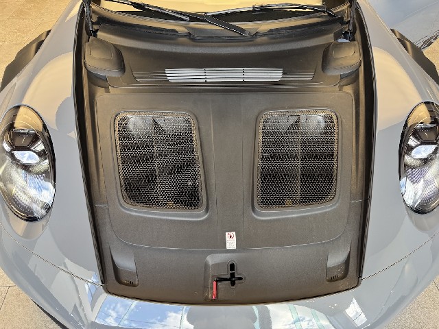 PORSCHE 911 2025 Image 64