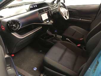 TOYOTA AQUA 2015 Image 8