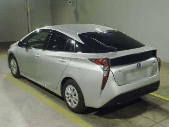TOYOTA PRIUS 2018 Image 4