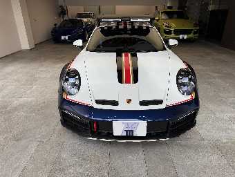 PORSCHE 911 2023 Image 2