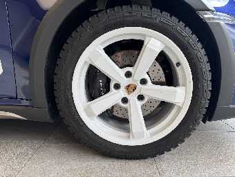 PORSCHE 911 2023 Image 12