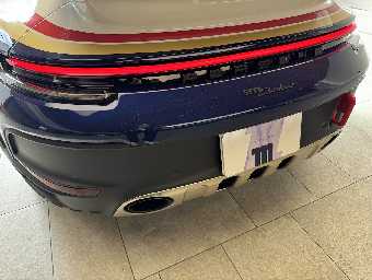 PORSCHE 911 2023 Image 14