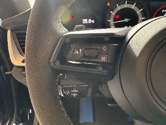 PORSCHE 911 2023 Image 34