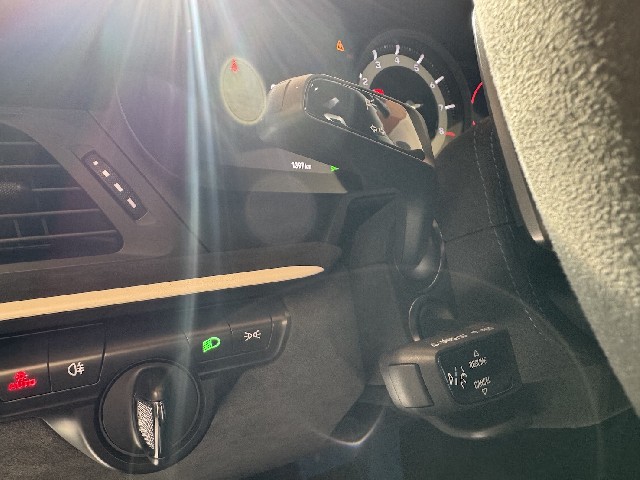 PORSCHE 911 2023 Image 44