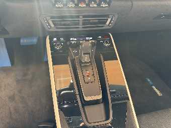 PORSCHE 911 2023 Image 40