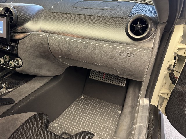 FERRARI 599 2010 Image 45