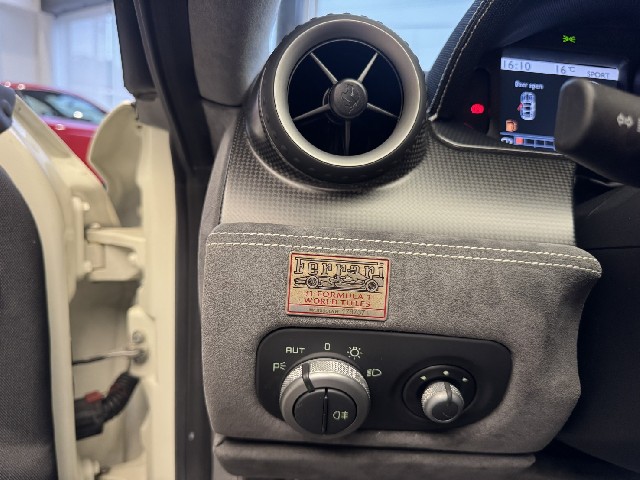 FERRARI 599 2010 Image 51