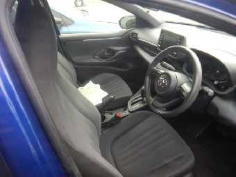 TOYOTA YARIS 2022 Image 7