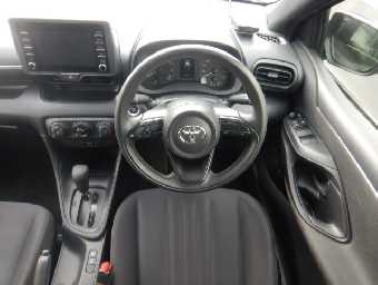 TOYOTA YARIS 2022 Image 5