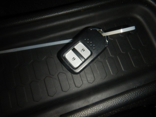 HONDA FIT HYBRID 2023 Image 19