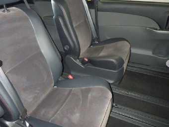 TOYOTA ESTIMA 2011 Image 6