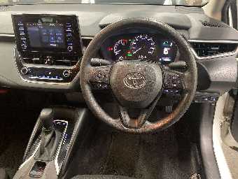 TOYOTA COROLLA TOURING 2020 Image 9
