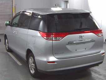 TOYOTA ESTIMA 2012 Image 2