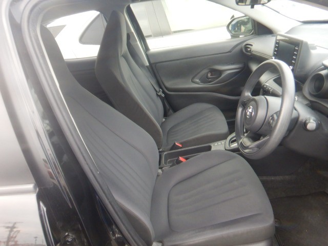 TOYOTA YARIS CROSS 2022 Image 22