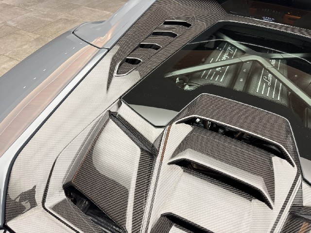 LAMBORGHINI HURACAN 2024 Image 28