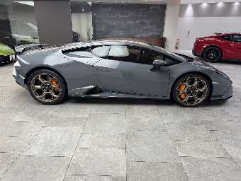 LAMBORGHINI HURACAN 2024 Image 4