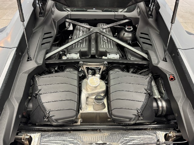 LAMBORGHINI HURACAN 2024 Image 57