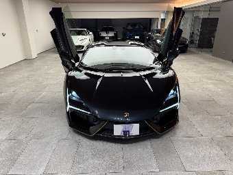 LAMBORGHINI REVUELTO 2025 Image 2