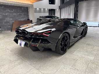 LAMBORGHINI REVUELTO 2025 Image 15