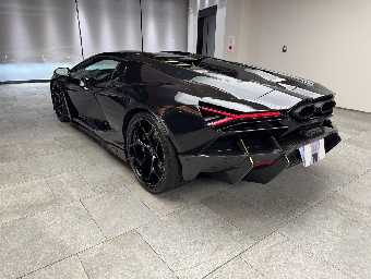 LAMBORGHINI REVUELTO 2025 Image 17