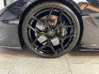 LAMBORGHINI REVUELTO 2025 Image 19