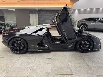 LAMBORGHINI REVUELTO 2025 Image 4