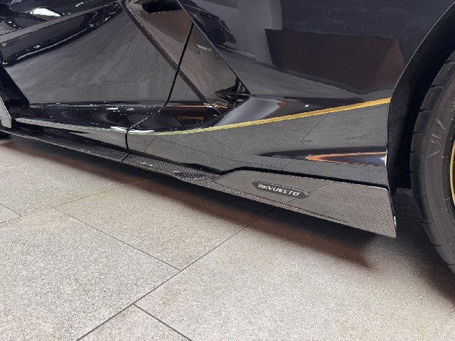 LAMBORGHINI REVUELTO 2025 Image 32