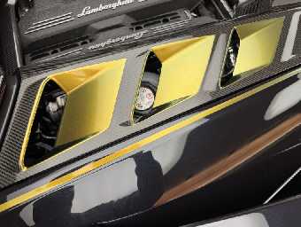 LAMBORGHINI REVUELTO 2025 Image 33