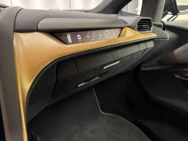 LAMBORGHINI REVUELTO 2025 Image 70