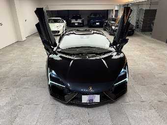 LAMBORGHINI REVUELTO 2025 Image 9