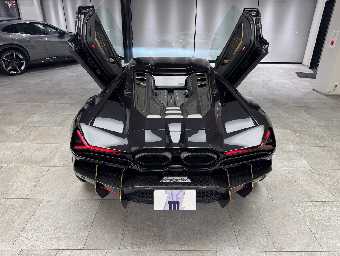 LAMBORGHINI REVUELTO 2025 Image 10