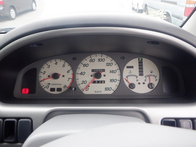 MAZDA BONGO FRIENDEE 2002 Image 19