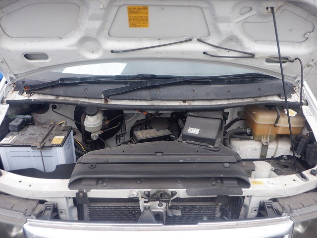 MAZDA BONGO FRIENDEE 2002 Image 32
