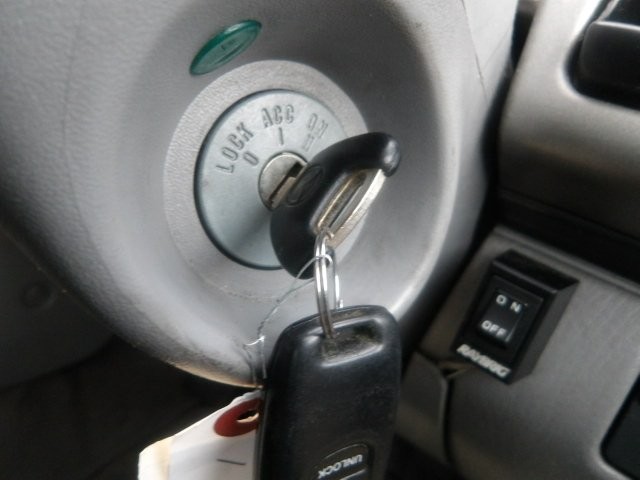 MAZDA BONGO FRIENDEE 2001 Image 25