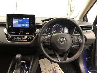 TOYOTA COROLLA TOURING 2020 Image 6