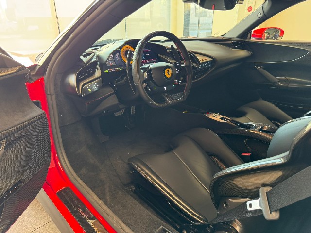 FERRARI SF90 STRADALE 2021 Image 28