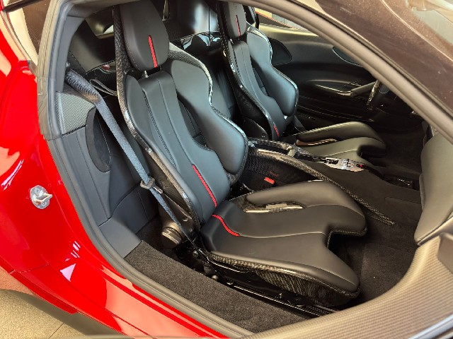 FERRARI SF90 STRADALE 2021 Image 34