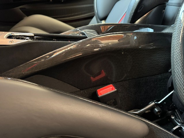 FERRARI SF90 STRADALE 2021 Image 48