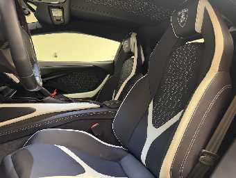 LAMBORGHINI REVUELTO 2025 Image 40