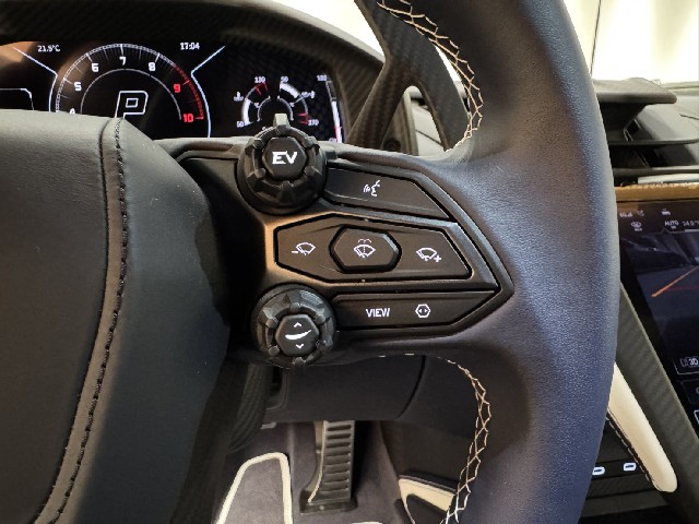 LAMBORGHINI REVUELTO 2025 Image 67