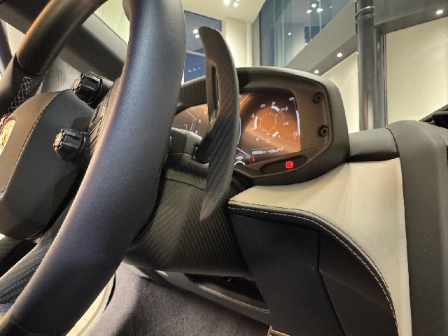 LAMBORGHINI REVUELTO 2025 Image 70