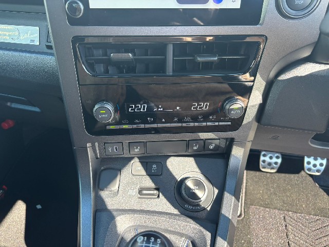 TOYOTA GR YARIS 2024 Image 29