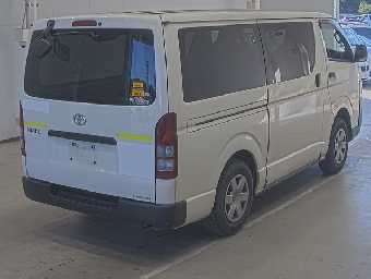 TOYOTA HIACE 2014 Image 2