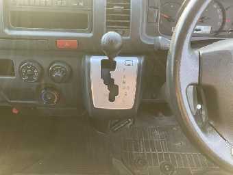 TOYOTA HIACE 2014 Image 5