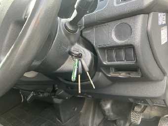 TOYOTA HIACE 2014 Image 6