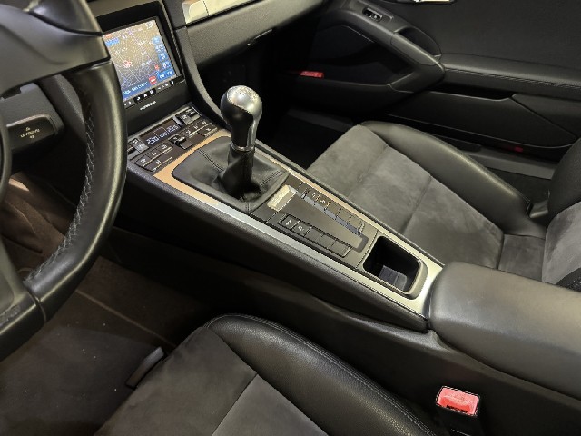 PORSCHE CAYMAN 2013 Image 38