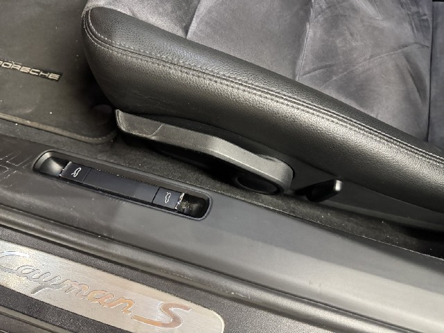 PORSCHE CAYMAN 2013 Image 46
