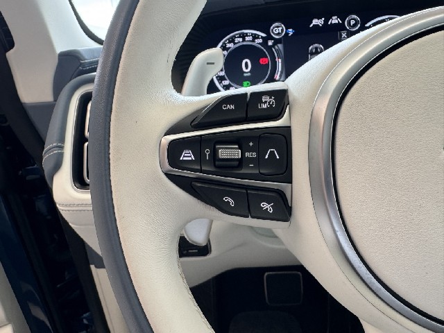 ASTON MARTIN DBX 2022 Image 50