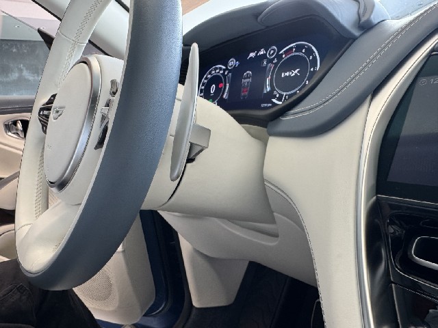 ASTON MARTIN DBX 2022 Image 53